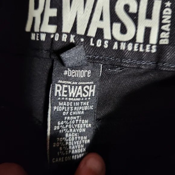 Juniors rewash studded jean - Picture 5 of 11